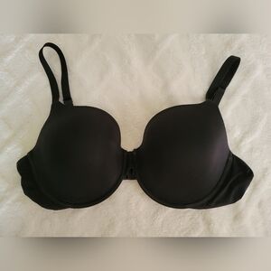 Victorias secret t shirt bra sz 38D